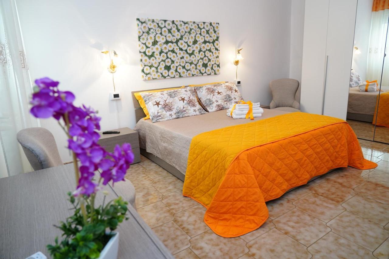 B&B La Strea Porto Cesareo Eksteriør billede
